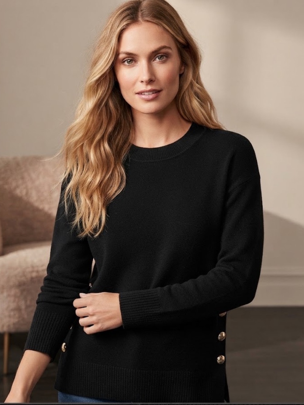 LOFT LIKE NEW~Black Super Soft Crewneck Sweater with Side Button Detail. XS-M